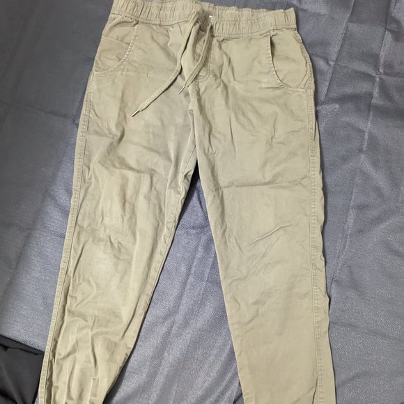 Tentree - Twill Classic Jogger - Olive Green - Picture 4 of 4